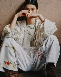 【日本選貨預購商品】 Freada 複合設計復古拼布繡花褲