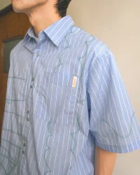 〈日本選貨|預購商品〉PAMM 寬鬆內裡條紋刺繡襯衫